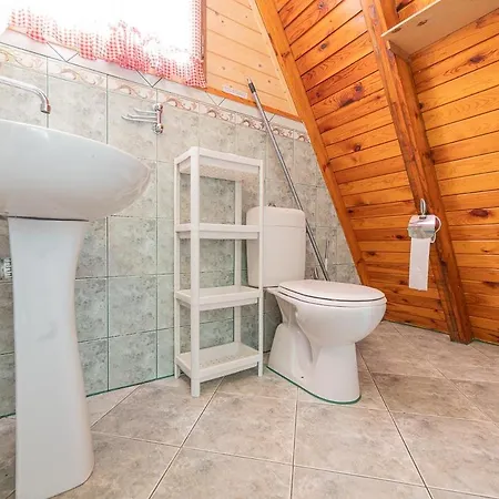 Osrodek Wrzosowa Gora - *